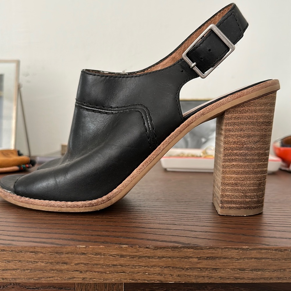 Madewell Leather Cary Sandal